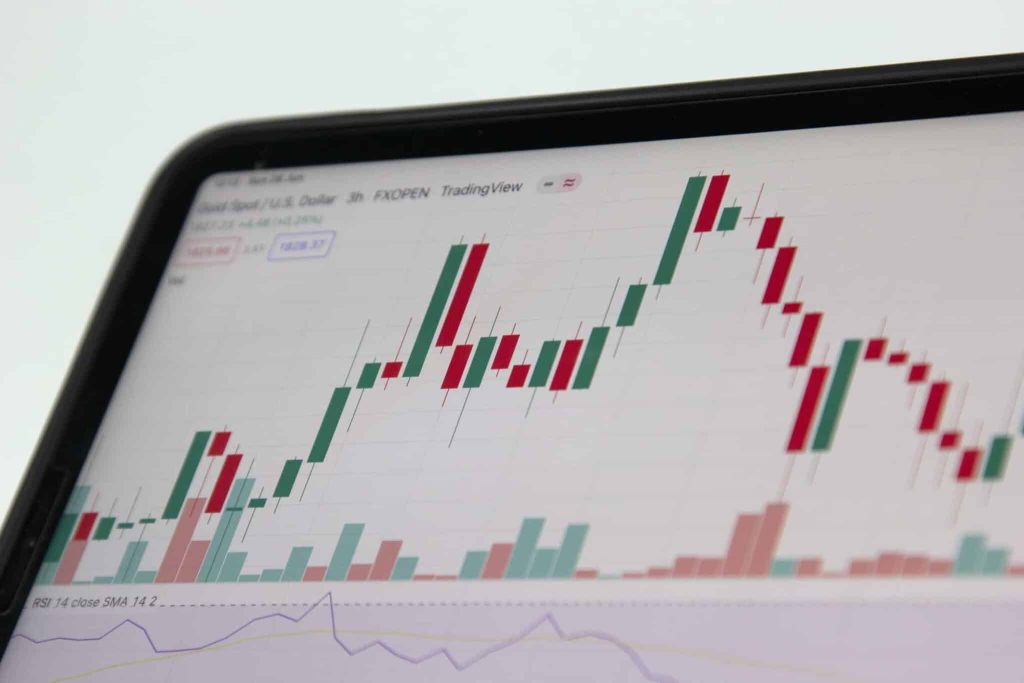 Strategies for Navigating the ETH USDT Market: Insights and Trends